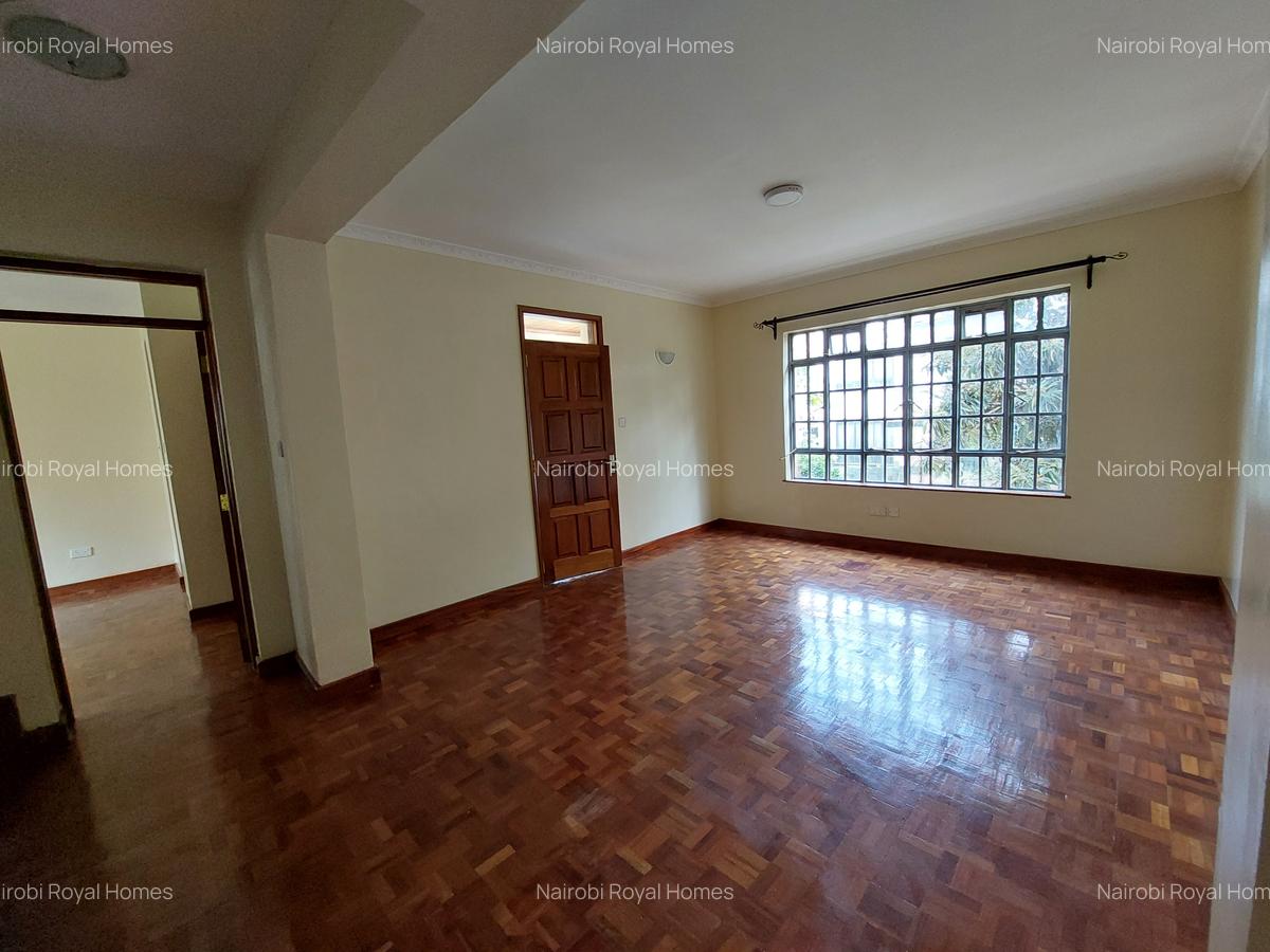 5 Bed Townhouse with En Suite at Owashiga Road - 11