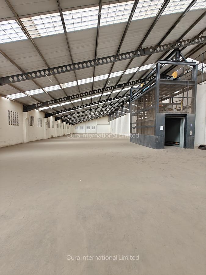 12,800 ft² Warehouse with Service Charge Included at Lunga Lunga - 5