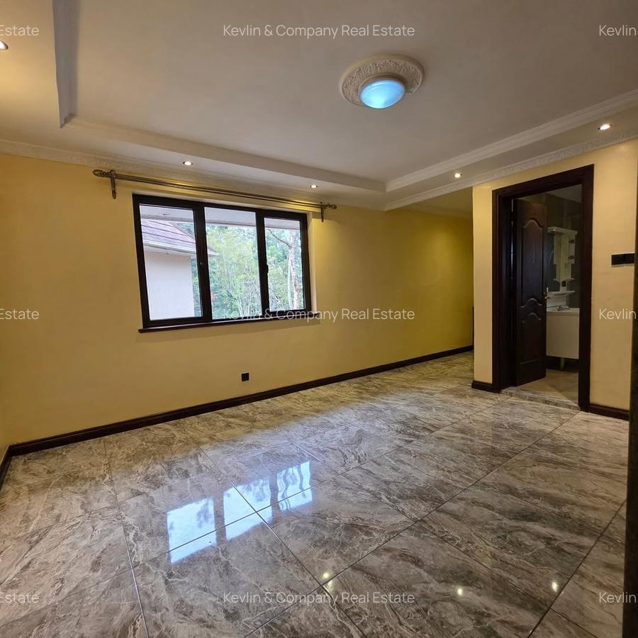 5 Bed Villa with En Suite in Lavington - 18