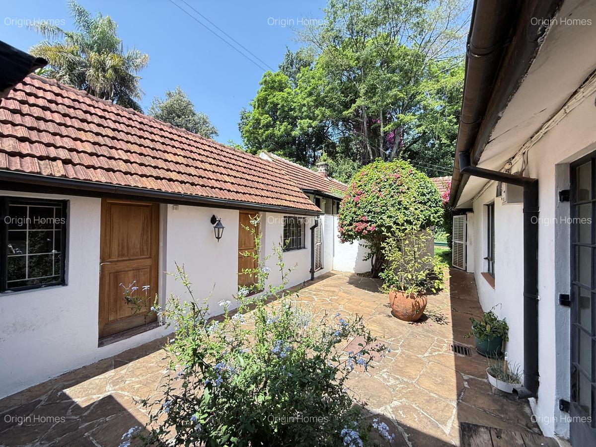 5 Bed House with En Suite at Old Muthaiga - 15