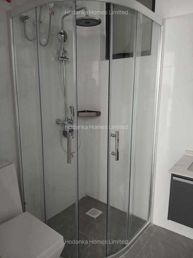 1 Bed Apartment with Gym in Kilimani - 3