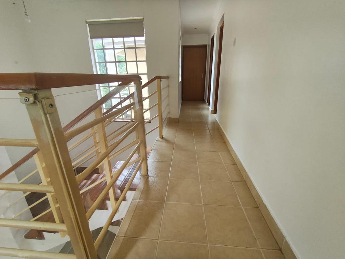 3 Bed House with En Suite at Runda - 19