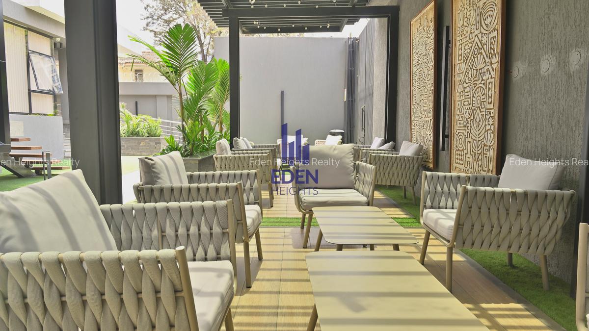 Furnished 1 Bed Apartment with Swimming Pool in Kilimani - 11