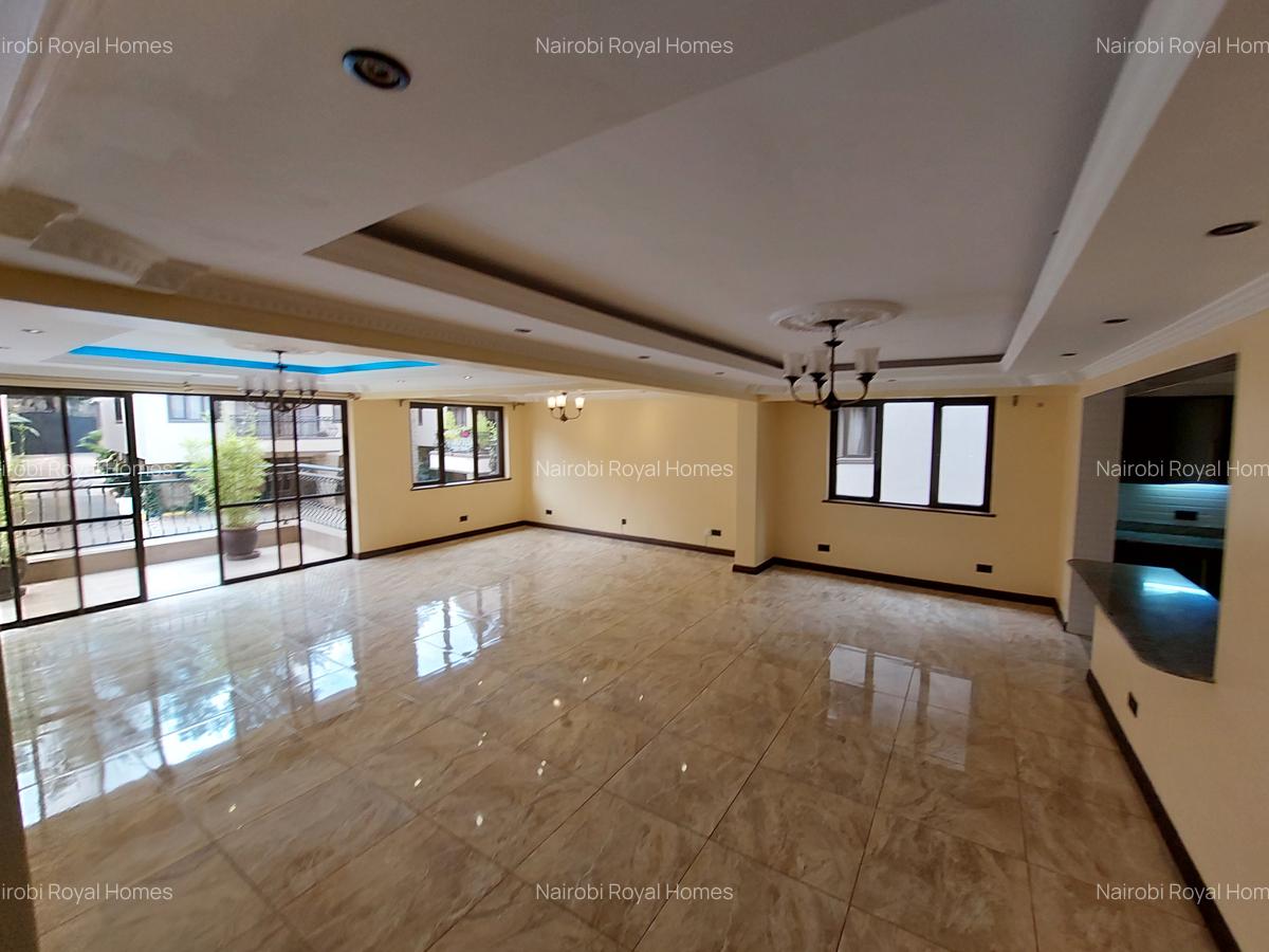 5 Bed Townhouse with En Suite at Muthangari Drive - 5