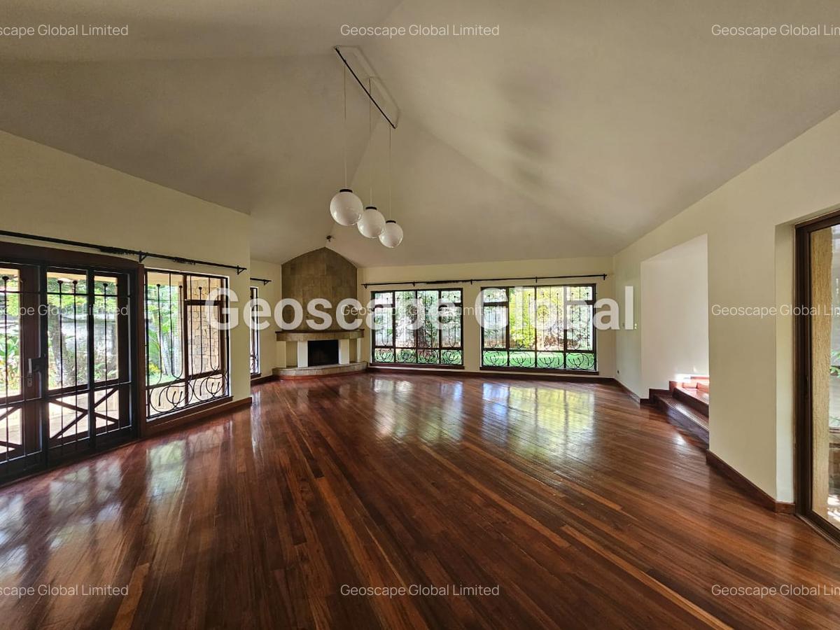 5 Bed House with En Suite in Runda - 5