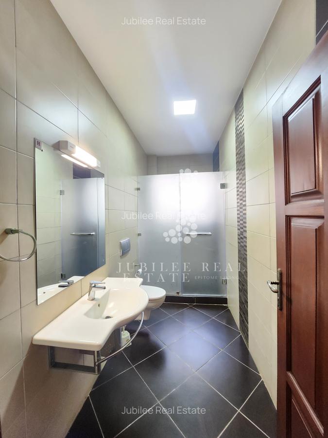 5 Bed Townhouse with En Suite in Lower Kabete - 20