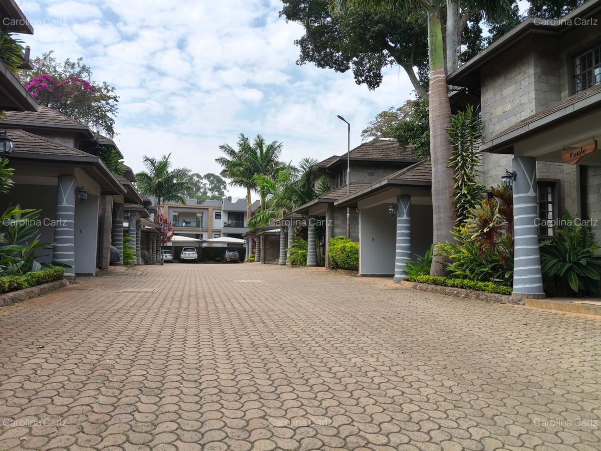 4 Bed Townhouse with En Suite at Peponi Road - 10