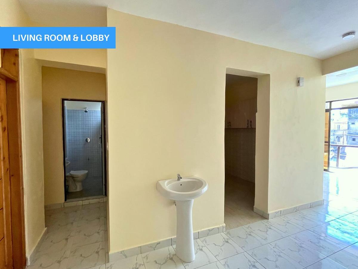 2 Bed Apartment with En Suite in Mombasa Island - 6