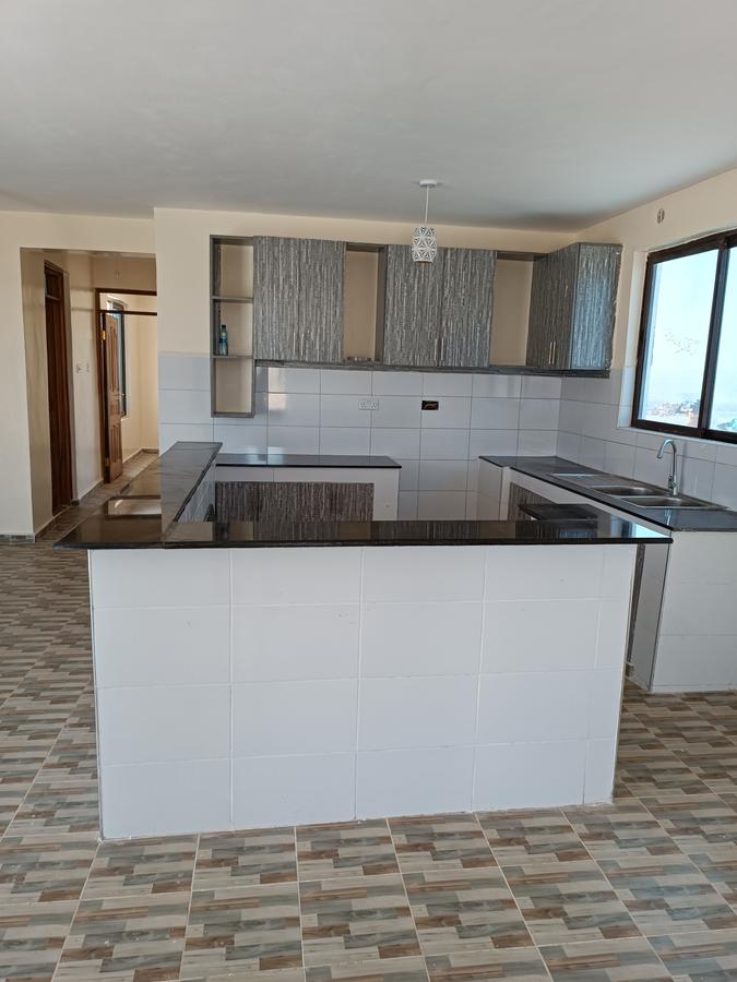 2 Bed House with En Suite at Tinga - 3