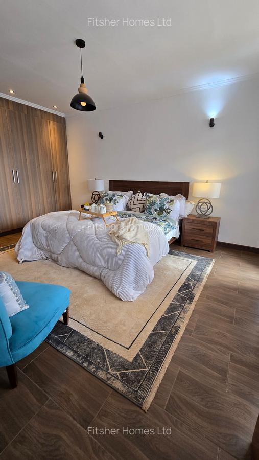 4 Bed House with En Suite in Thika Road - 11