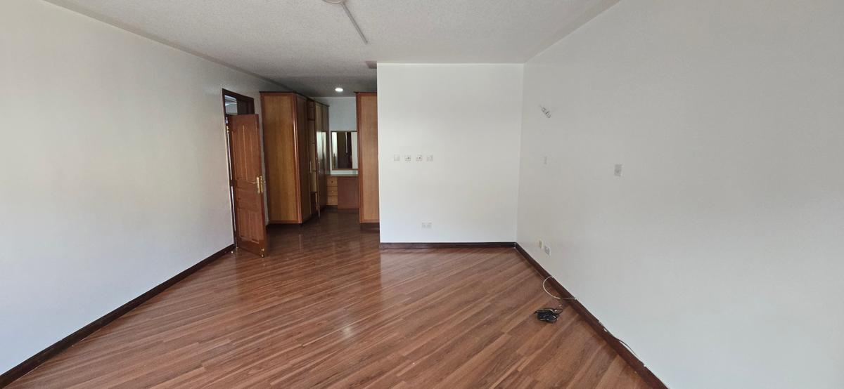 5 Bed Townhouse with En Suite at Grevillea Grove - 10