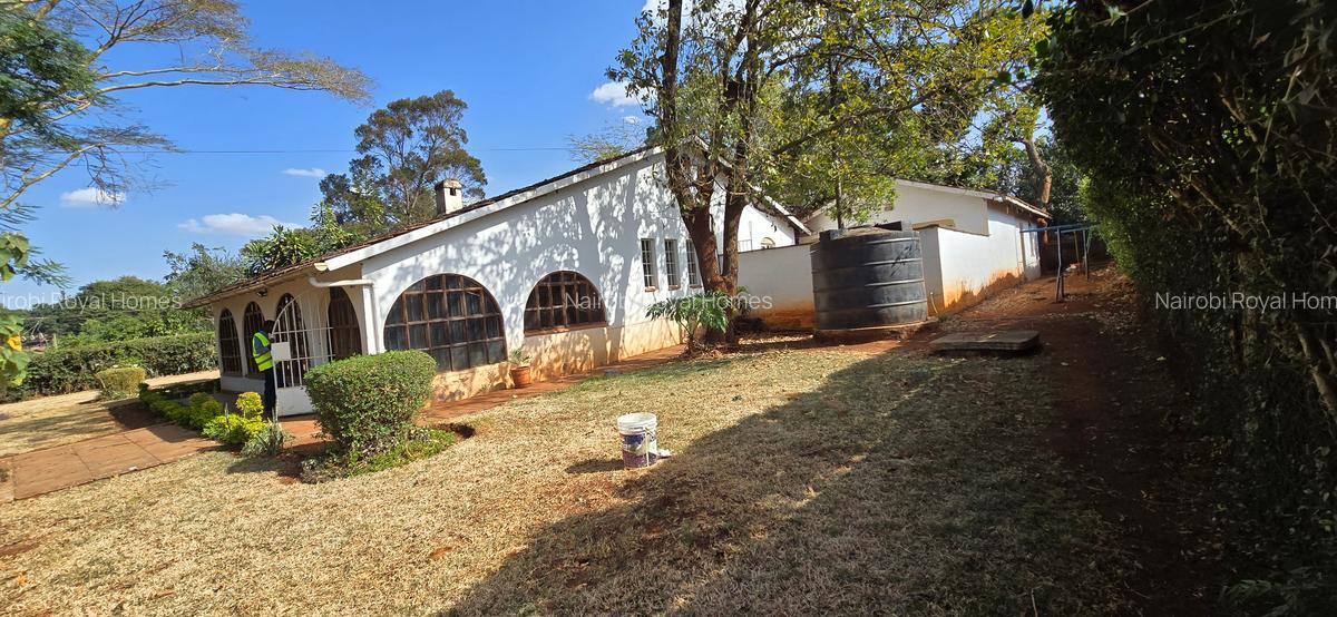 4 Bed House with En Suite at Loresho - 9
