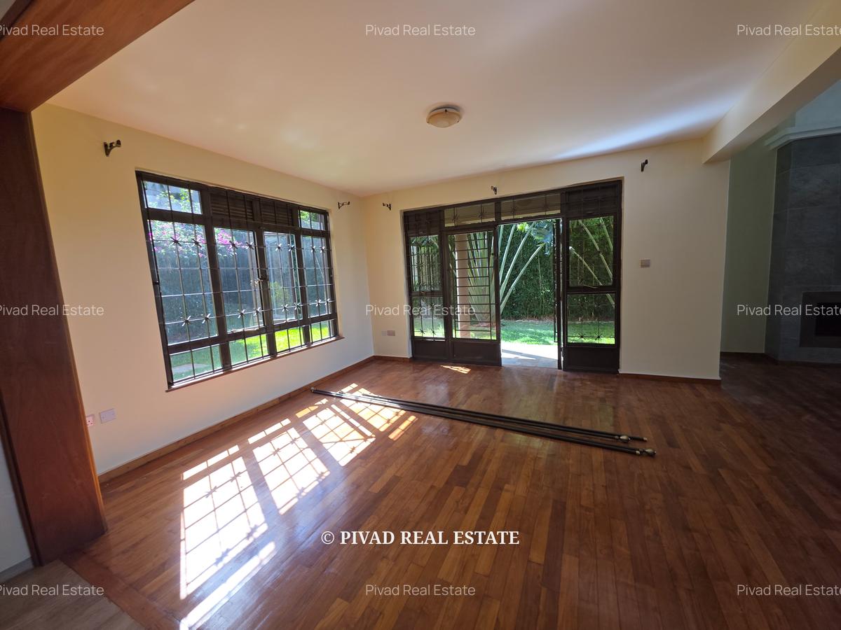 5 Bed House with Garden in Runda - 10