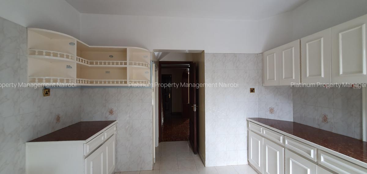 4 Bed House with En Suite at Brookside Gardens - 5