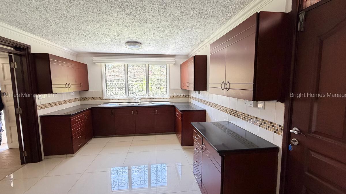 4 Bed Townhouse with En Suite in Muthaiga - 9