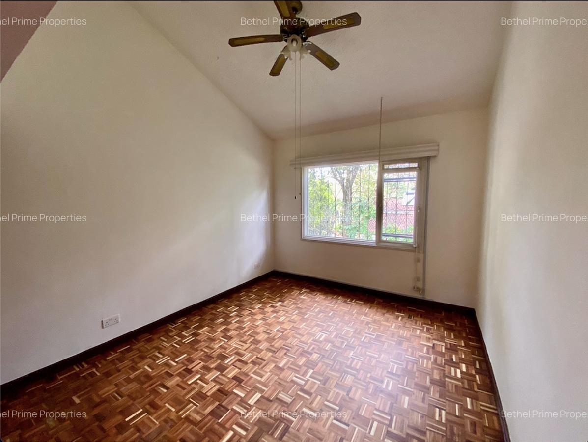 4 Bed House with En Suite in Muthaiga - 11