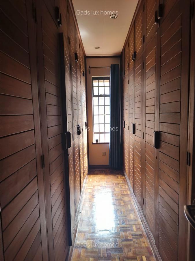 4 Bed Townhouse with En Suite at Peponi - 18