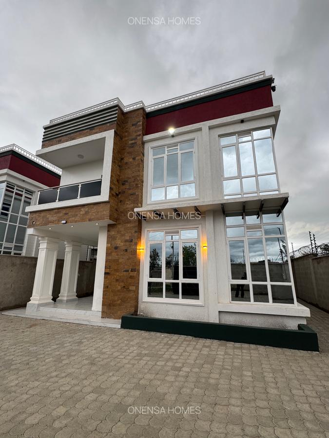 4 Bed Townhouse with En Suite in Kitengela - 1