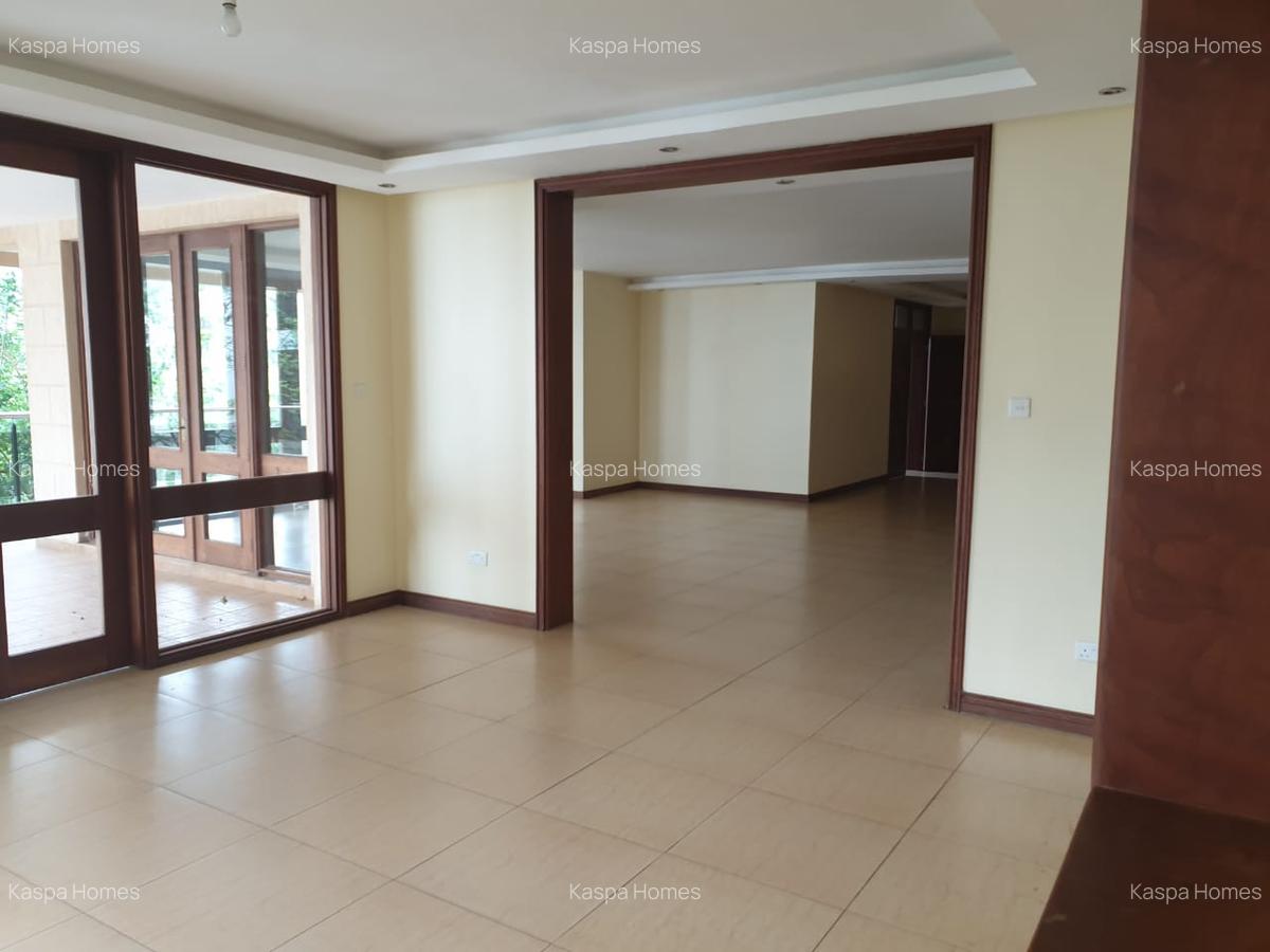 Serviced 4 Bed Apartment with En Suite in Riverside - 6