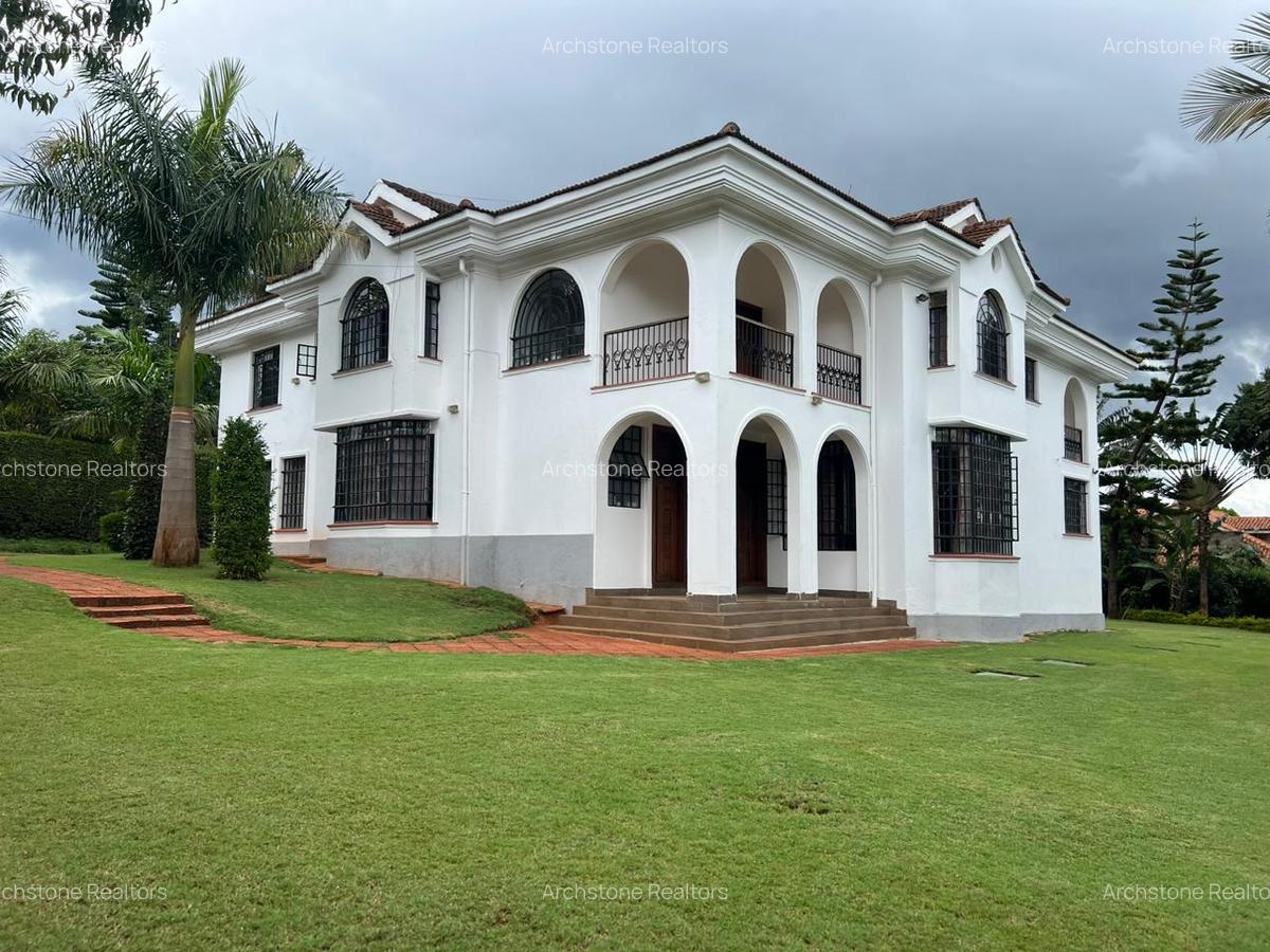 6 Bed House with Garden in Runda - 1