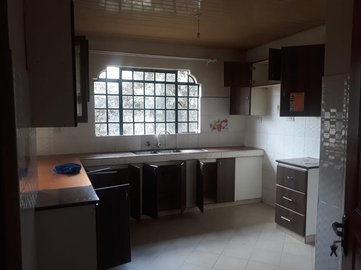 3 Bed Townhouse with En Suite at Ngong Suswa Road - 4