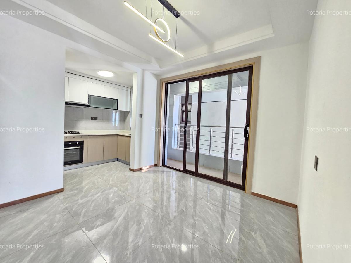 2 Bed Apartment with En Suite in Riverside - 9