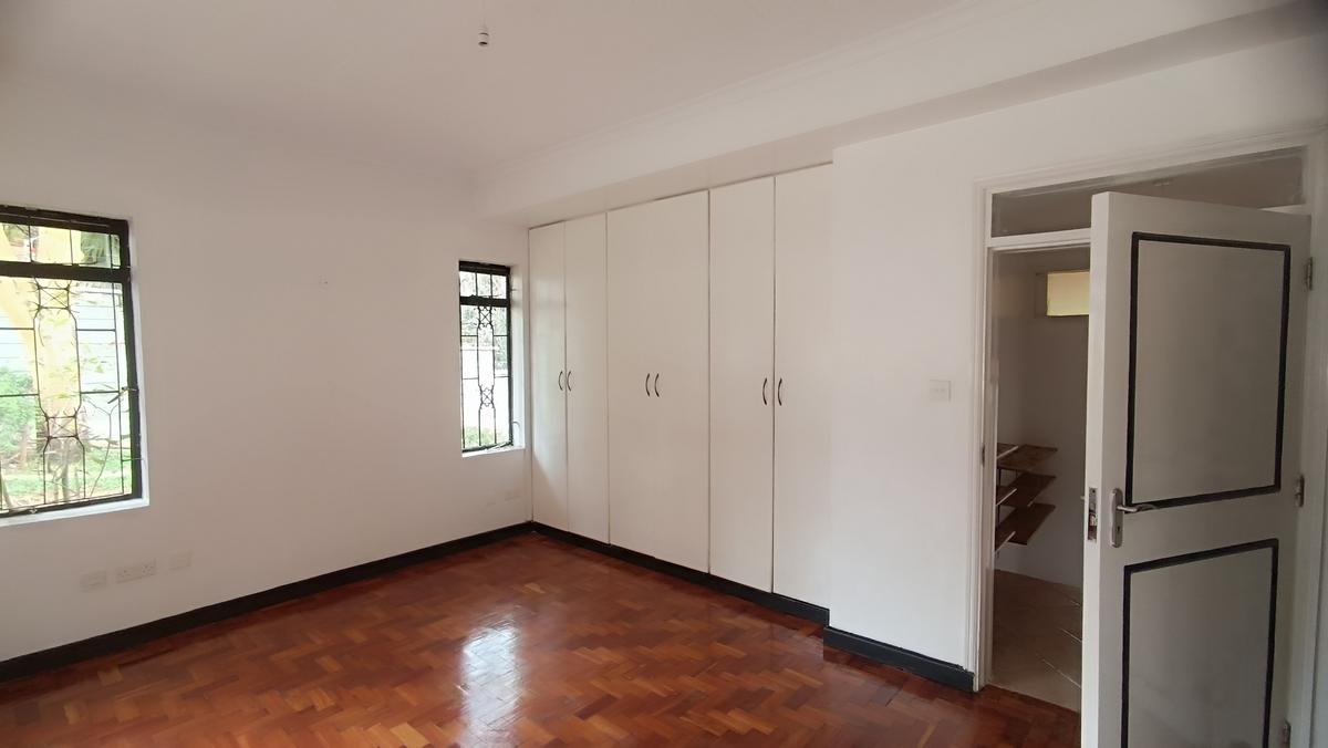 4 Bed House with En Suite at Opposite Rosslyn Riviera Mall - 20