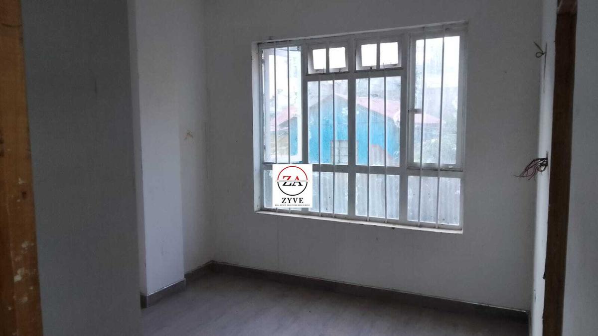 2 Bed Apartment with En Suite at Near Cleanshelf Supermarket - 6