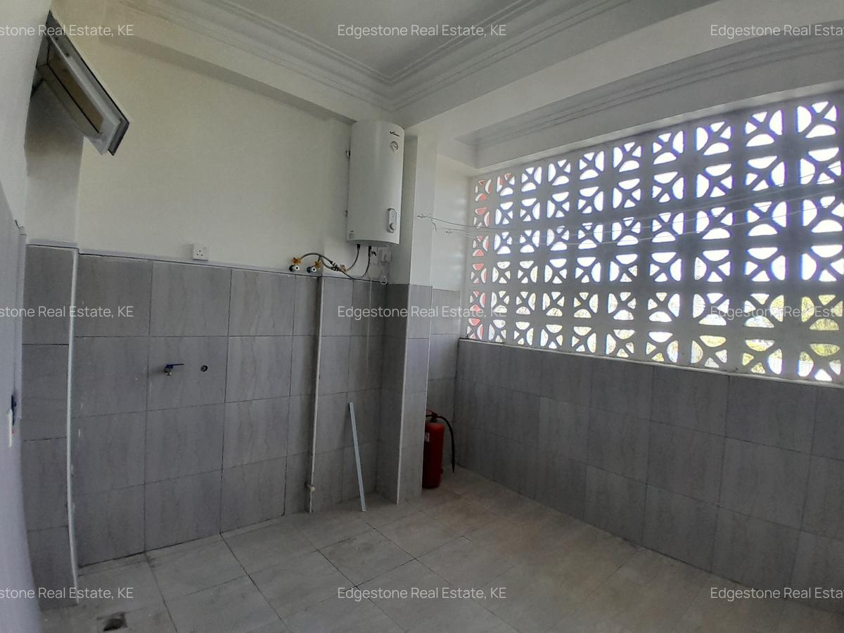 3 Bed Apartment with En Suite in Mombasa CBD - 15