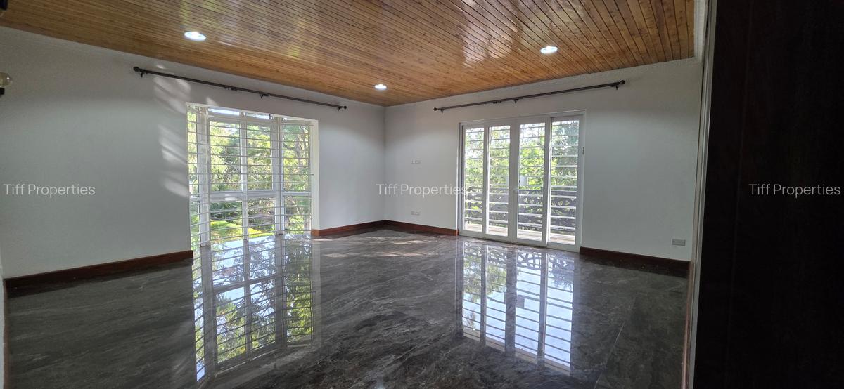 6 Bed Townhouse in Rosslyn - 14