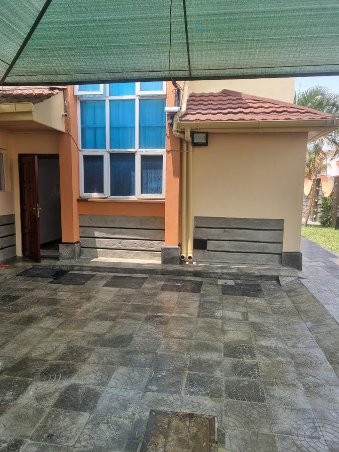 4 Bed Townhouse with En Suite in Langata - 10