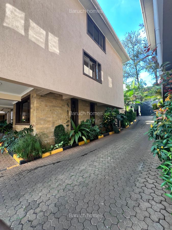4 Bed Townhouse with En Suite in Lavington - 3