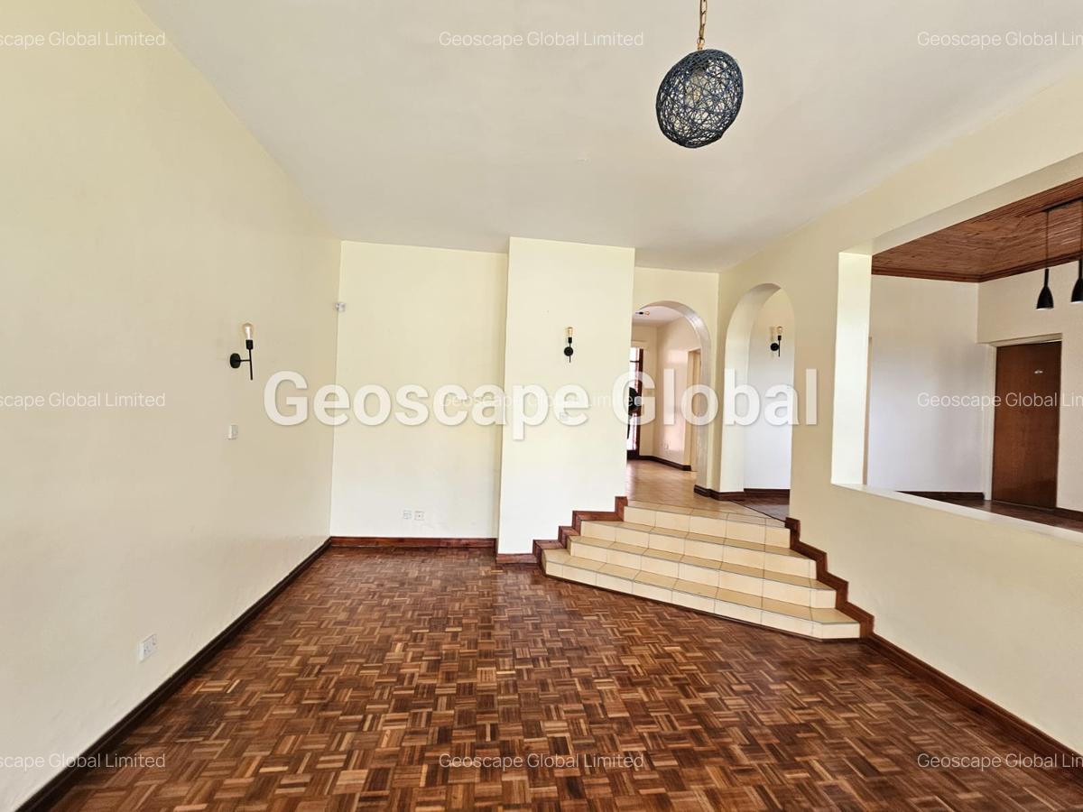 4 Bed House with En Suite in Runda - 8