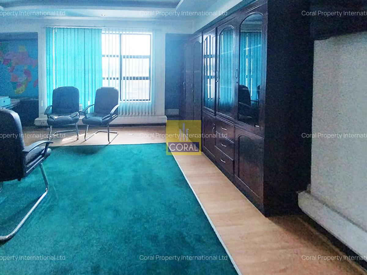 Office in Westlands Area - 11