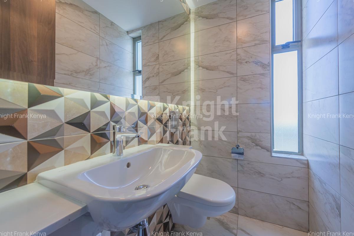 Serviced 3 Bed Apartment with Swimming Pool in Westlands Area - 13