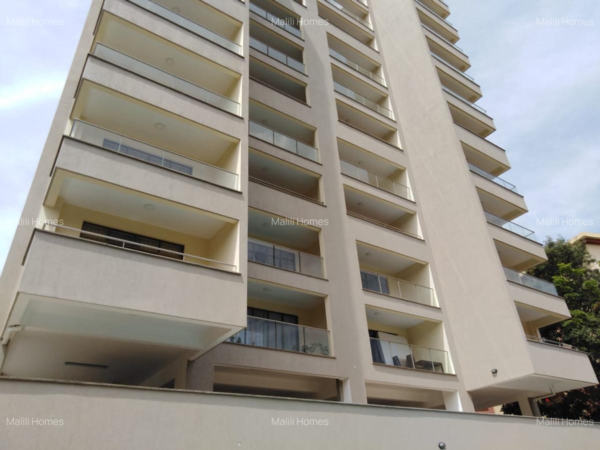 3 Bed Apartment with En Suite in Kileleshwa - 3