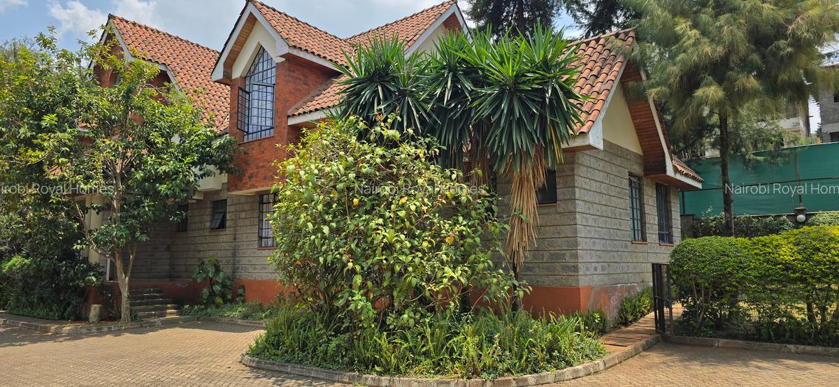 4 Bed Townhouse with En Suite at Lavington Chalbi Drive - 5