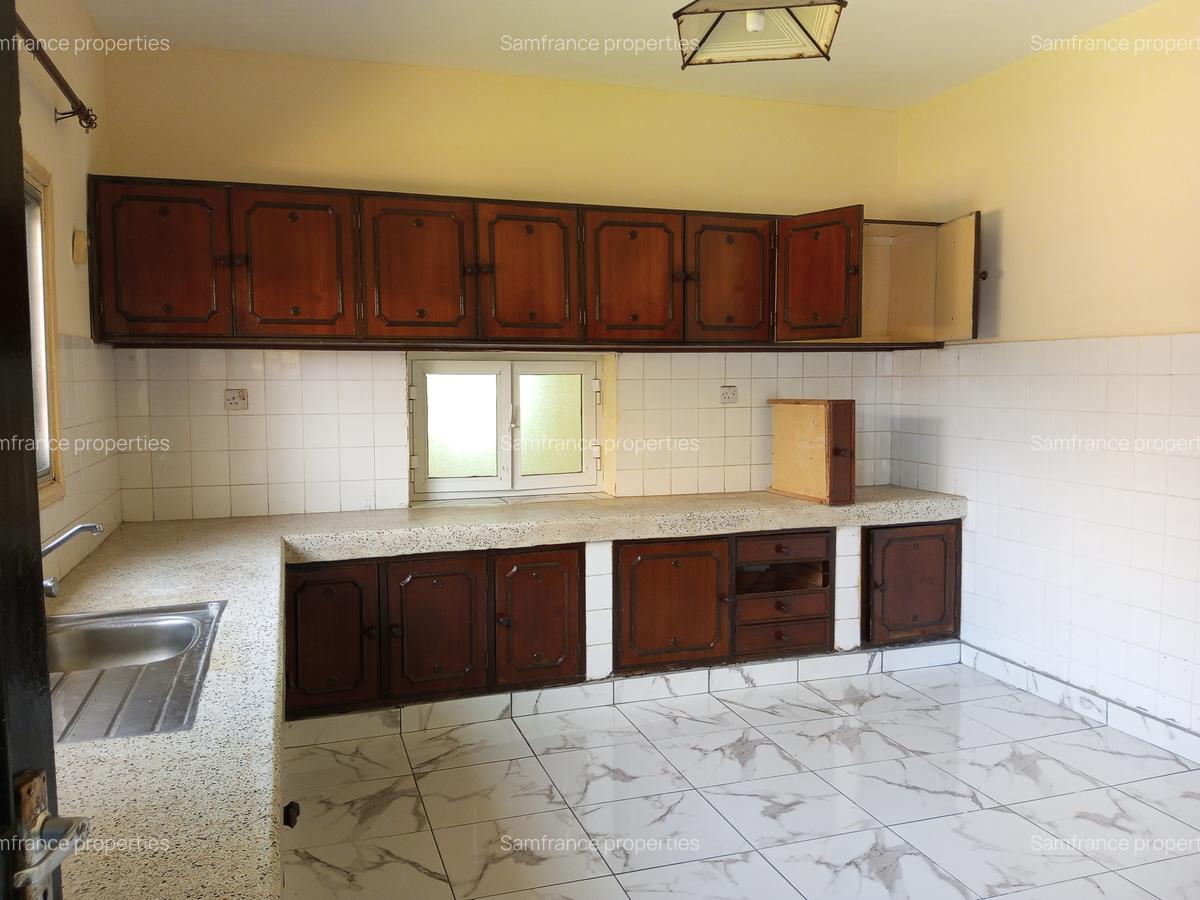 4 Bed Villa with Staff Quarters at Links Road - 12