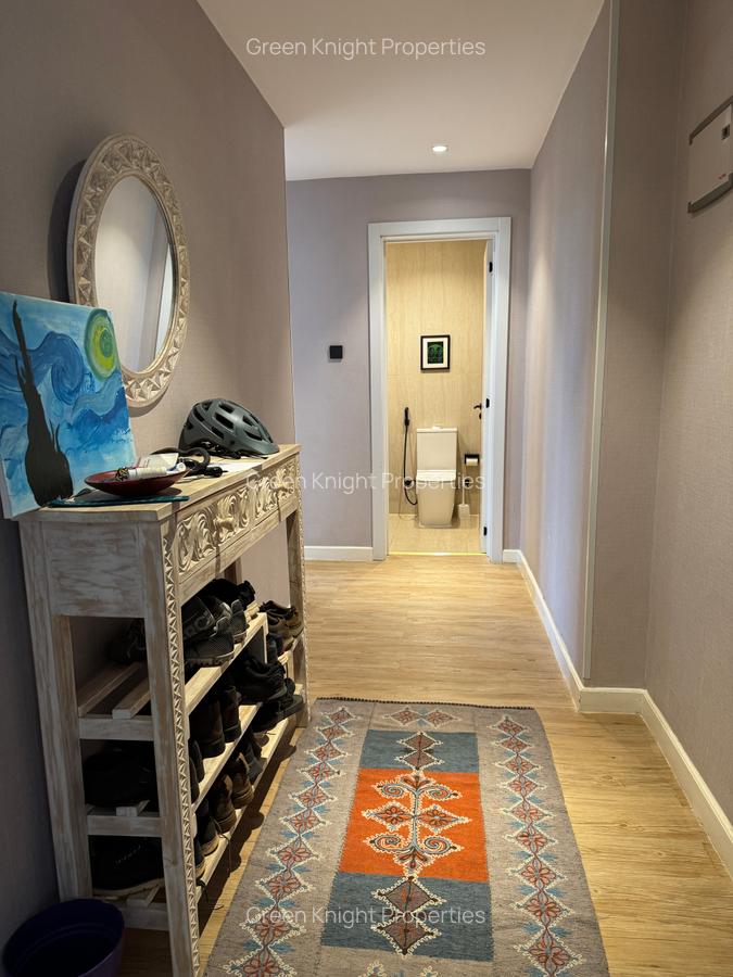 Serviced 2 Bed Apartment with En Suite in Westlands Area - 12