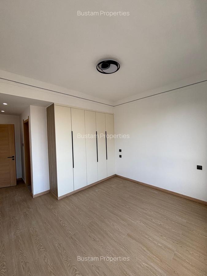 2 Bed Apartment with En Suite in Kilimani - 8