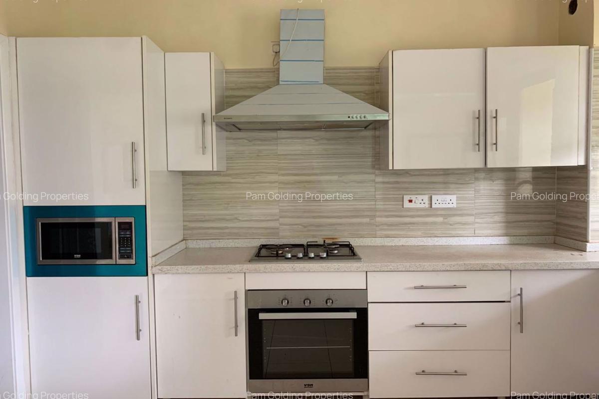 4 Bed Apartment with En Suite in Westlands Area - 7