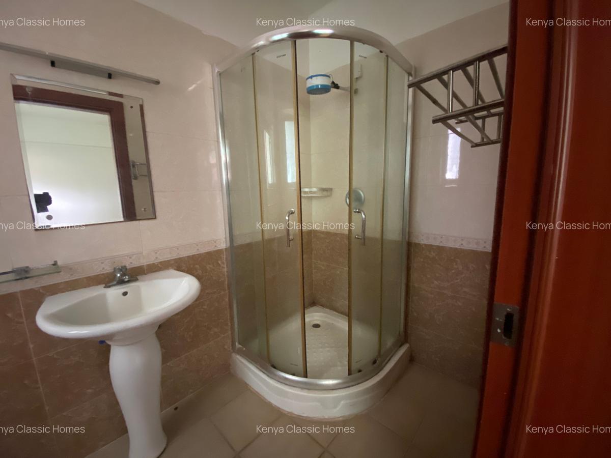 4 Bed Apartment with En Suite at Lvington - 18