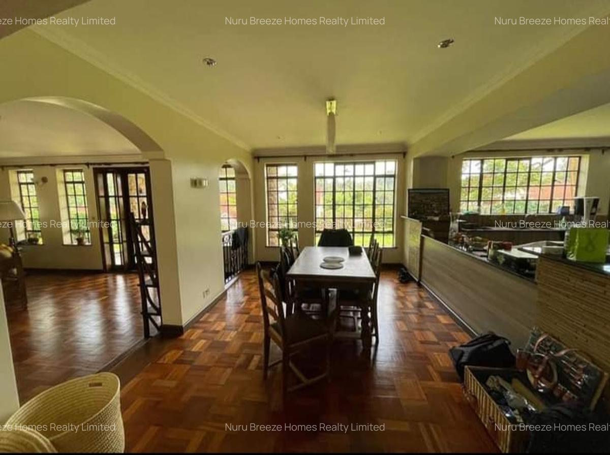 4 Bed Townhouse with En Suite in Rosslyn - 4