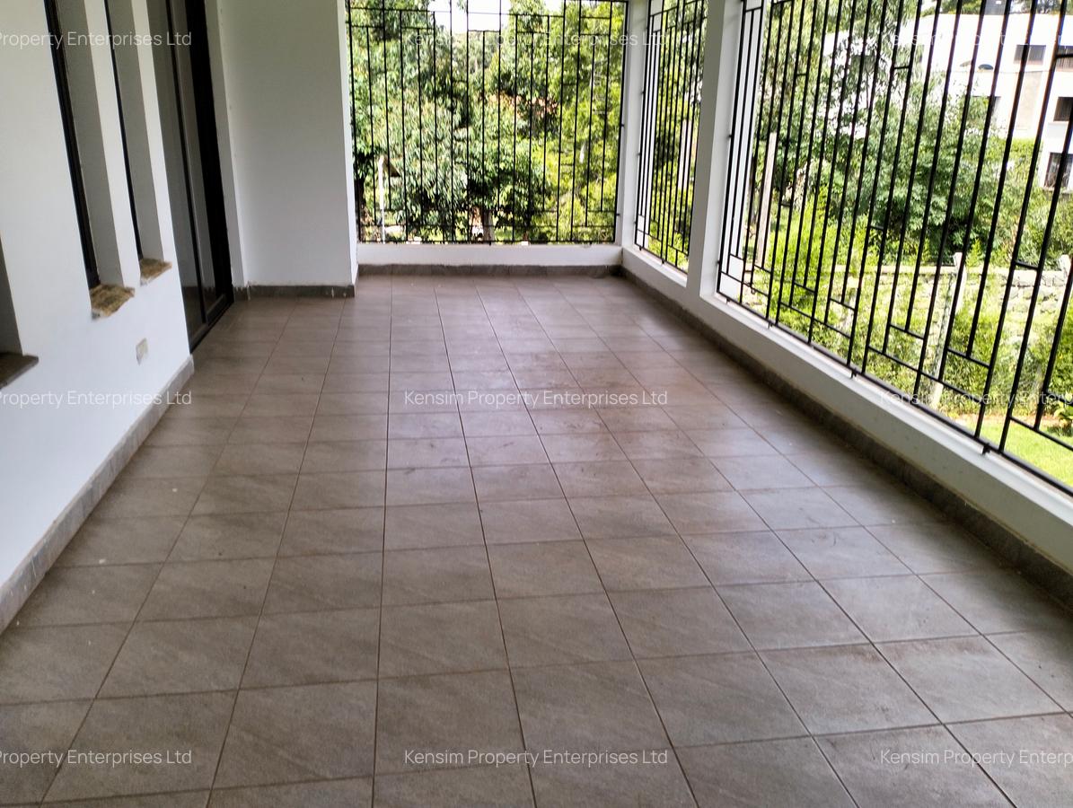 6 Bed Townhouse with En Suite in Lavington - 6