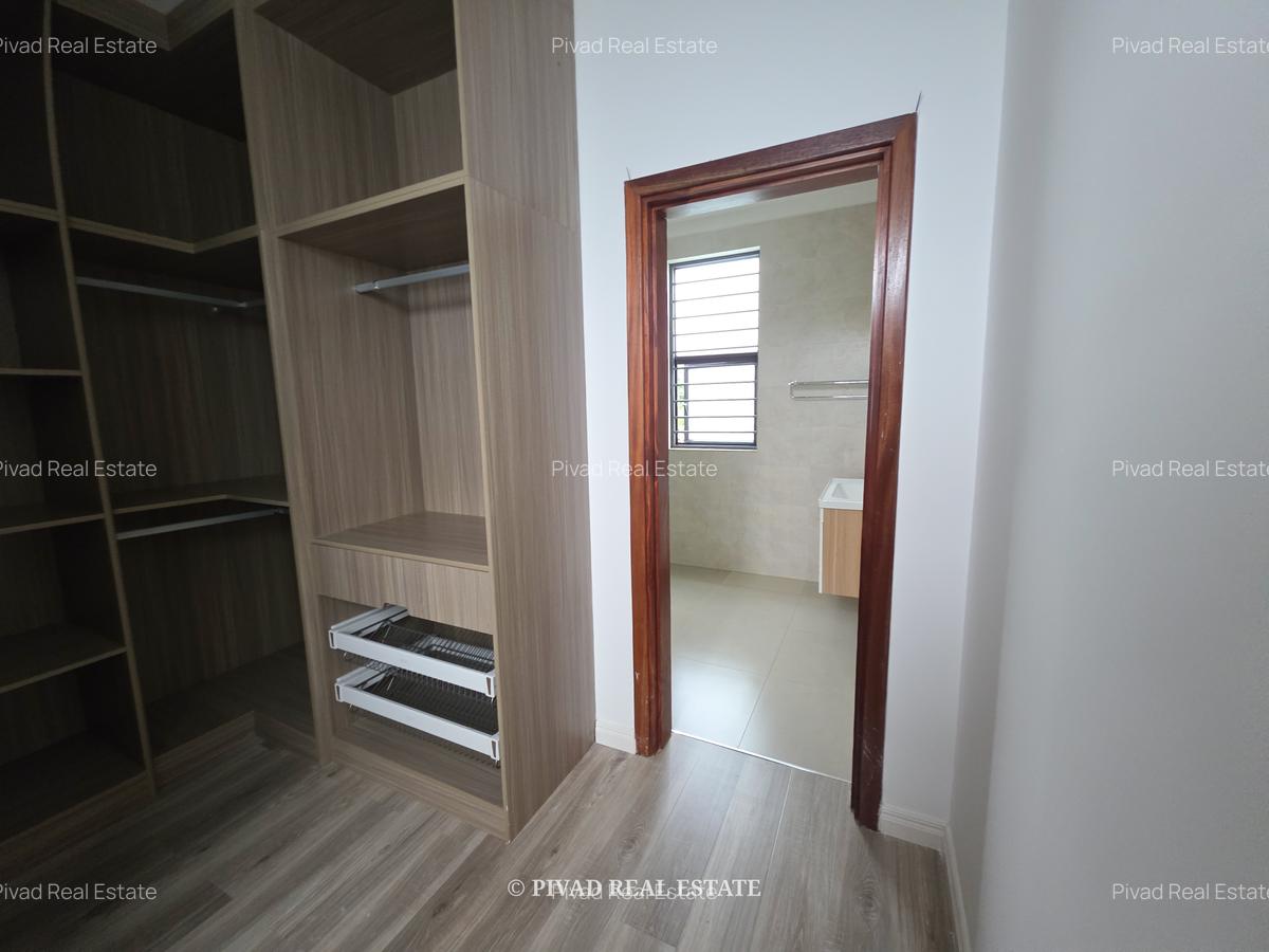 4 Bed Townhouse with Garden in Runda - 6