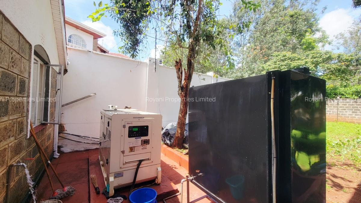 5 Bed House with En Suite in Rosslyn - 18