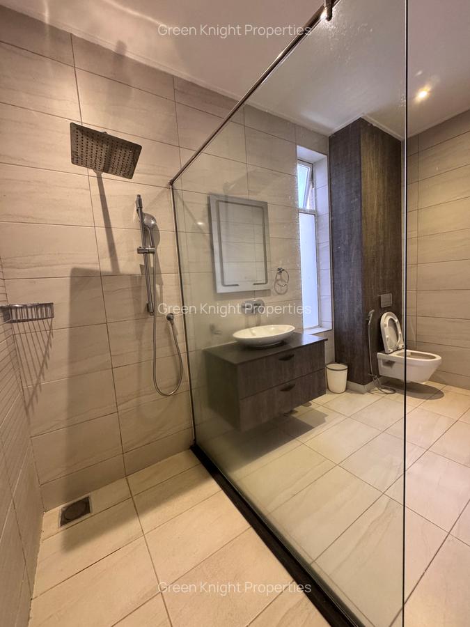 Serviced 2 Bed Apartment with En Suite in Westlands Area - 7