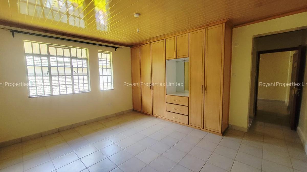 4 Bed House with En Suite in Kiambu Road - 10