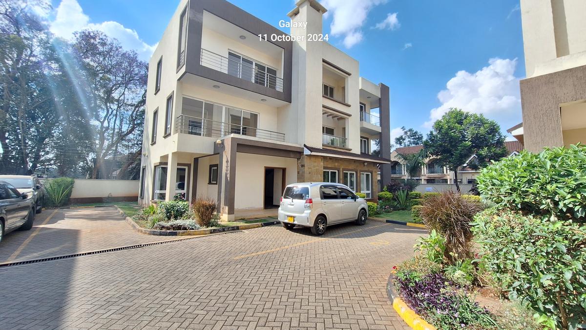 5 Bed Townhouse with En Suite at Mugumo Road - 7