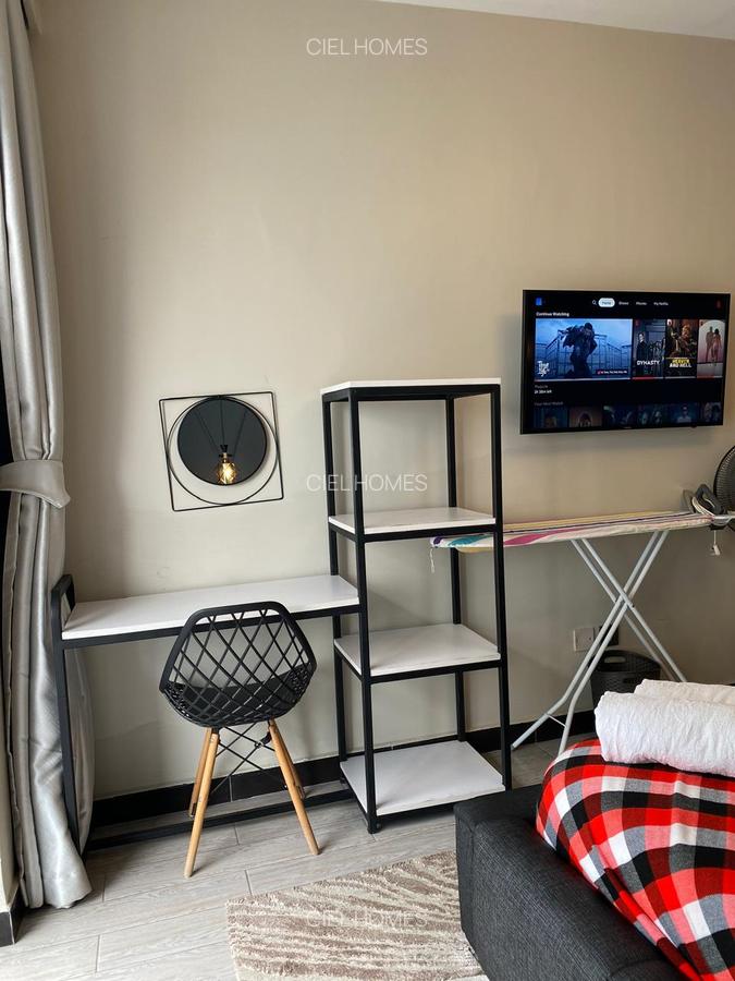 Serviced 1 Bed Apartment with Swimming Pool at Wood Avenue - 9